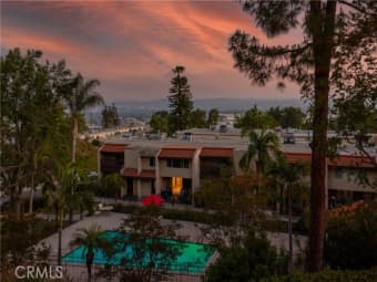 30/9418 Via Patricia, Los Angeles, CA, 91504