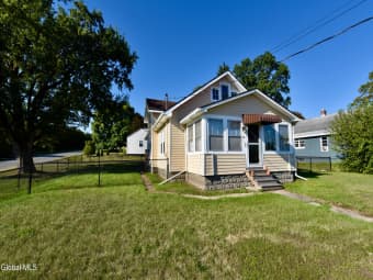 381 Vley Rd, Schenectady, NY, 12302