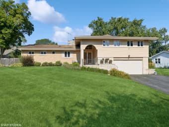 1142 North Perry Drive, Palatine, IL, 60067