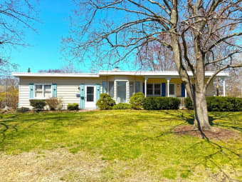 162 Lafayette Street, Chicopee, MA, 01020