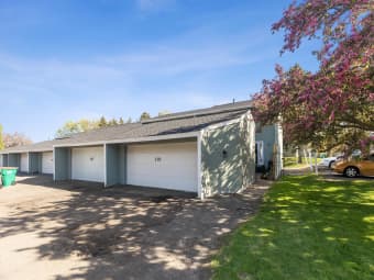 101 Canabury Ct, Little Canada, MN, 55117