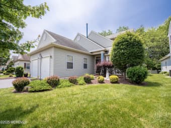 221 Valencia Drive, Monroe Township, NJ, 08831