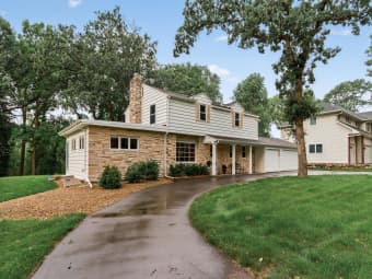 2685 Valley View Lane, New Brighton, MN, 55112