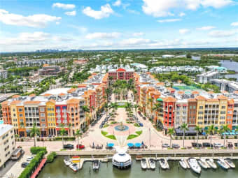 3301/401 Bayfront Place, Naples, FL, 34102