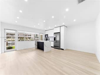 115/2881 Northeast 32nd Street, Fort Lauderdale, FL, 33306