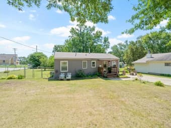 8301 Spring Valley Road, Raytown, MO, 64138