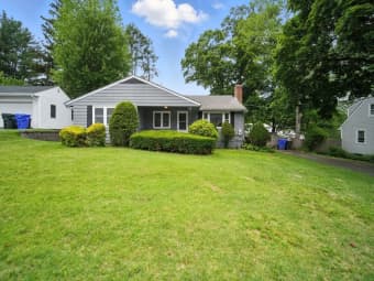32 Pine Hill Road, Springfield, MA, 01118