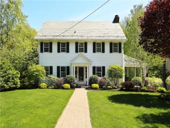 18 Forest Ln, Scarsdale, NY, 10583