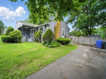 32 Pine Hill Road, Springfield, MA, 01118