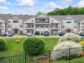 211/218 Reservoir Street, Holden, MA, 01520