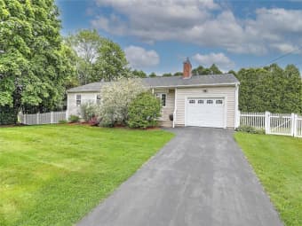 4 Johnson Ct, Bristol County, RI, 02809