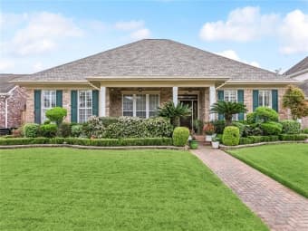 54 Chateau Rothchild Drive, Kenner, LA, 70065