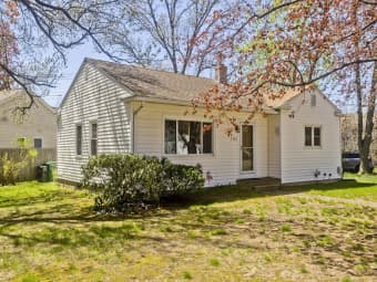 460 James St, Chicopee, MA, 01020