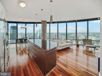 3502/2101 Market Street, Philadelphia, PA, 19103