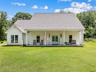 16564 Old Settlement Rd, Central, LA, 70791