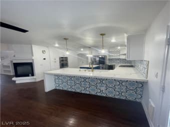 8109 Sienna Hollow Court, Las Vegas, NV, 89143