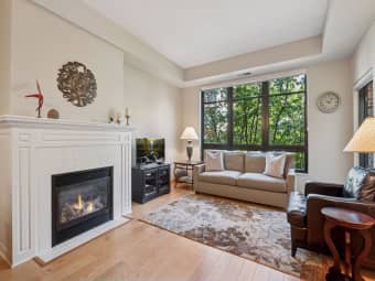 227/3709 Grand Way, St. Louis Park, MN, 55416
