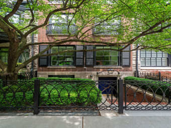 30 E Scott St, Chicago, IL, 60610