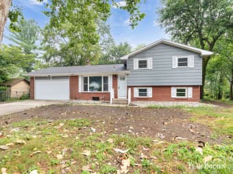 1479 Brookwood Ct SE, Kentwood, MI, 49508