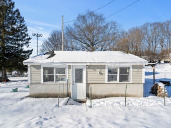 22 Penn Brook Avenue, Essex County, MA, 01833