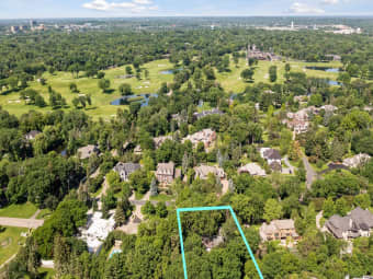4909 Rolling Green Parkway, Edina, MN, 55436