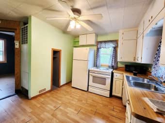 200 Jessie St, Marble, MN, 55764