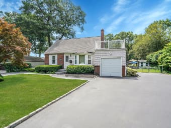 160 Church Street, Lake Ronkonkoma, NY, 11779