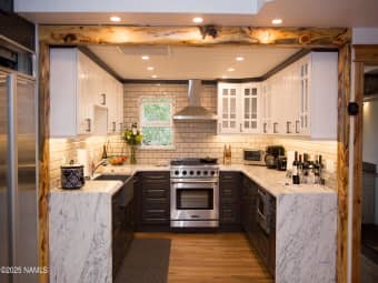 202 S Agassiz St, Flagstaff, AZ, 86001