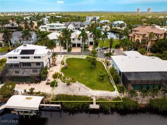 17901 Grey Heron Court, Fort Myers Beach, FL, 33931