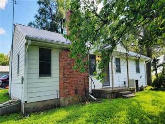 23477 East 1100 Road, Pleasanton, KS, 66075