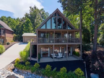131 Briar Court, Seneca, SC, 29672