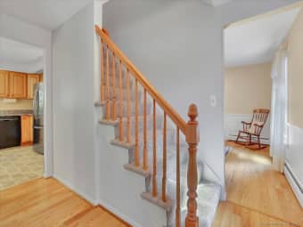 11 Paper Chase Drive, Farmington, CT, 06032