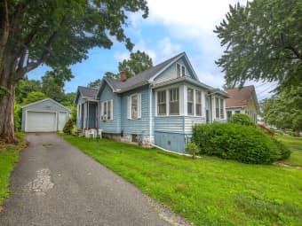 15 Oak Street, West Springfield Town, MA, 01089