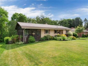 407 Neola Circle, Ross Township, PA, 15237