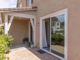 451 Olinda Way, Santa Paula, CA, 93060