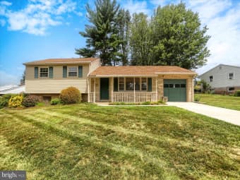 901 West Foxcroft Drive, Wormleysburg, PA, 17011