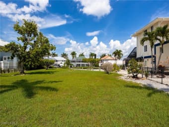 17901 Grey Heron Court, Fort Myers Beach, FL, 33931