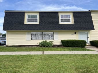 271 Lake Village Drive, Walled Lake, MI, 48390