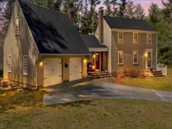 113 Walnut Plain Rd, Plymouth County, MA, 02770