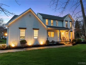4980 Red Tail Run, Harris Hill, NY, 14221