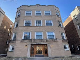 2625 West Greenleaf Avenue, Chicago, IL, 60645