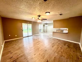 13932 Rampart Court, Village St. George, LA, 70810