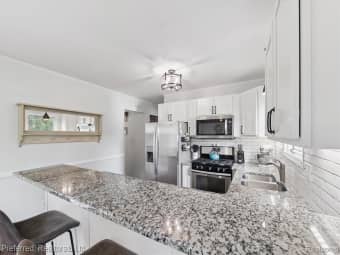 8903 Manton Ave, Plymouth, MI, 48170