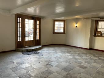 2625 West Greenleaf Avenue, Chicago, IL, 60645
