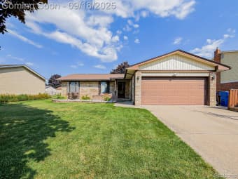 29202 Nottingham Circle West, Warren, MI, 48092
