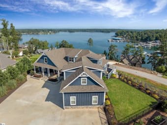 806 Mountain Way, Seneca, SC, 29672