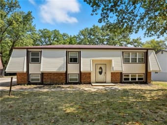 4803 Northwest Woody Creek Lane, Kansas City, MO, 64151