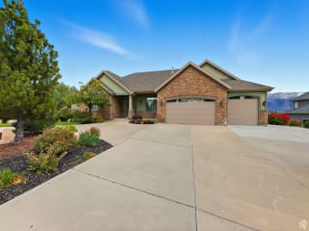 9121 South Hidden Peak Drive, West Jordan, UT, 84088