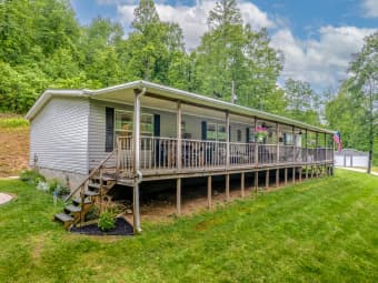 233 Bearskin Hollow, Morehead, KY, 40351