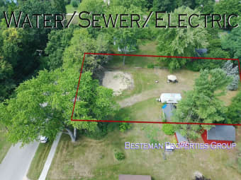 1305 E James St, White Cloud, MI, 49349